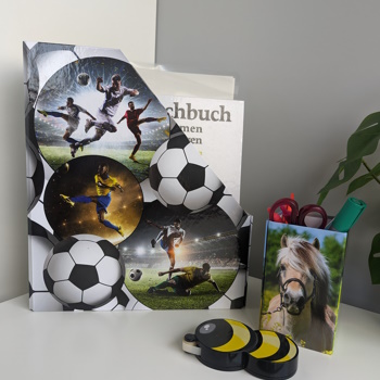 Toepassingsbeeld Pennehouder Paarden en Staande verzamelmap Voetbal