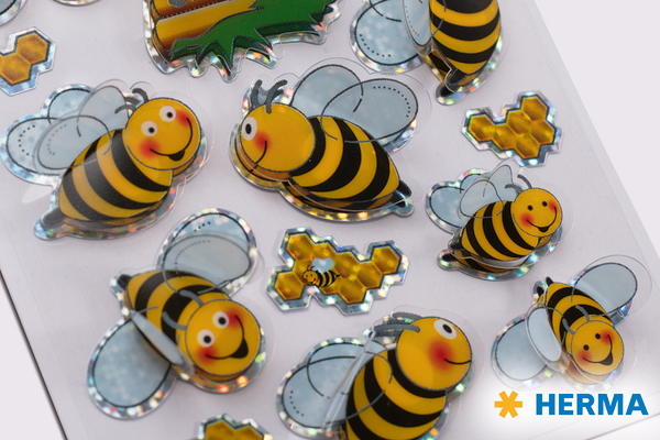 The translation of "Sticker lustig" from German to Dutch is "Leuke stickers.