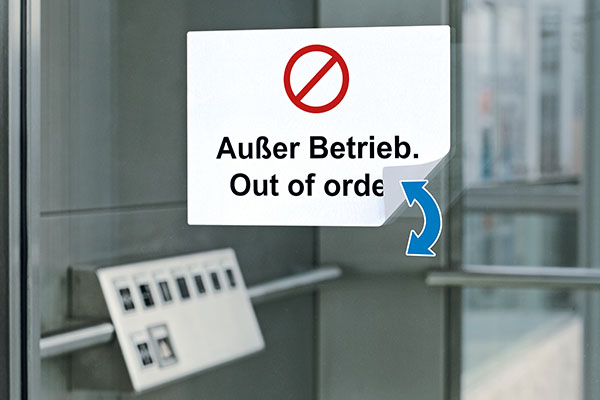 Afbeelding van het label 'buiten gebruik' op de voordeur