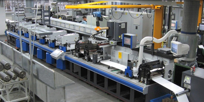 HERMA stans- en drukmachine in de etikettenproductie