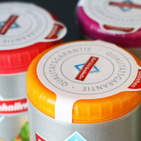 Sluitstickers: Kleurrijke kop-sluitsticker op zoutdispenser van Bad Reichenhaller