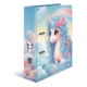 Ein Ordner mit einem bunten Einhorn-Design, das in Wolken schwebt, umgeben von Blumen und einem Regenbogen.