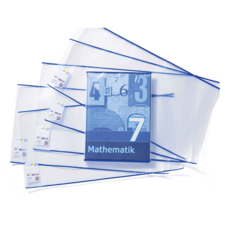 Mathematikbuch der Klasse 7 mit mehreren transparenten Hüllen und Etiketten.