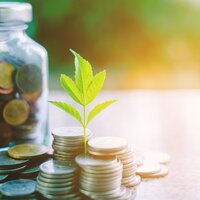 Duurzame etiketten: Geld besparen met HERMA ThinRange etiketten