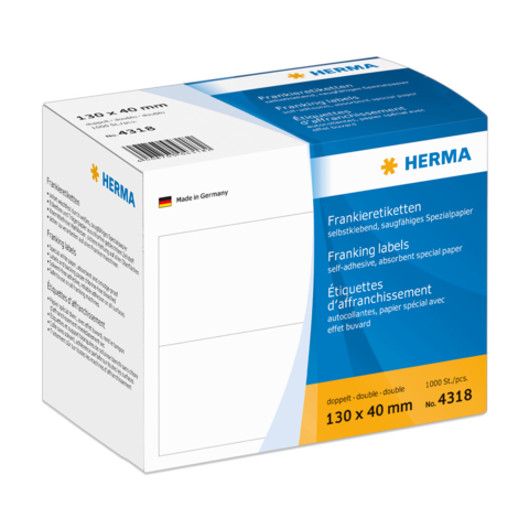 Selbstklebende Frankieretiketten in einer Verpackung mit 1000 Stück, Maße 130 x 40 mm, hergestellt von HERMA in Deutschland.